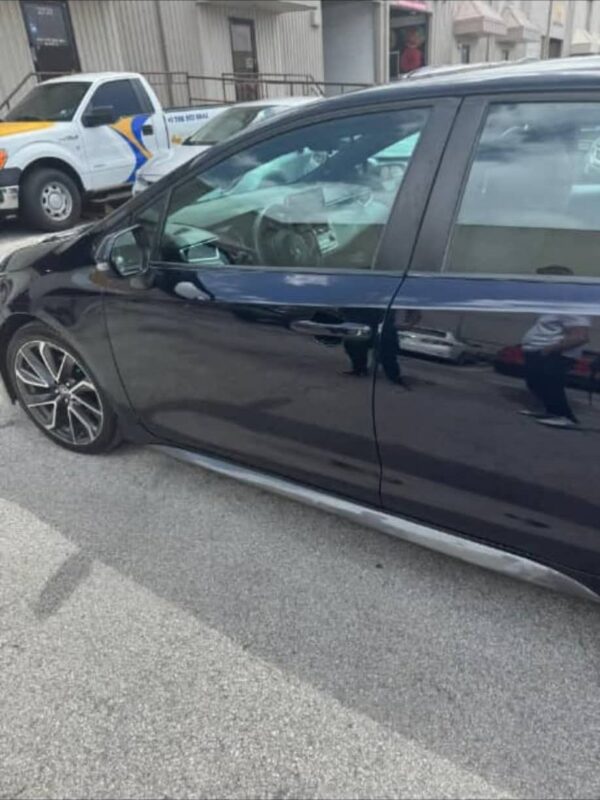 Toyota Corolla SE 2020 - Imagen 3