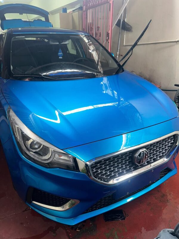 MG 3 2024 blanco y azul - Imagen 3