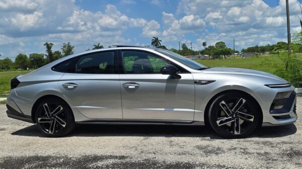 SONATA N LINE 24 - Imagen 5